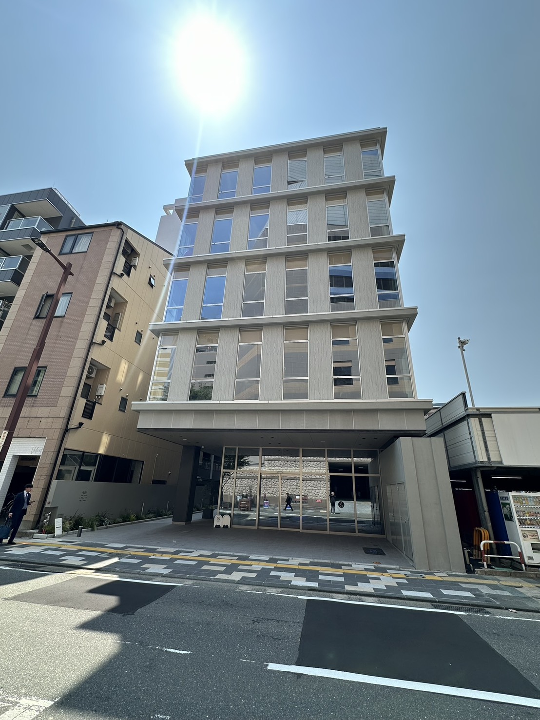 and roots株式会社